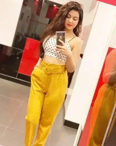 Bicholim Escort